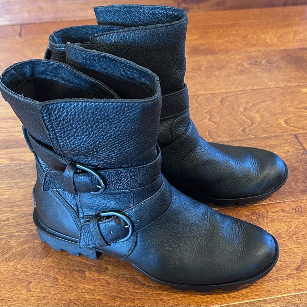 Sorel Phoenix Black Leather Waterproof Moto Boots Women 9.5 Hiking Biker Comfort